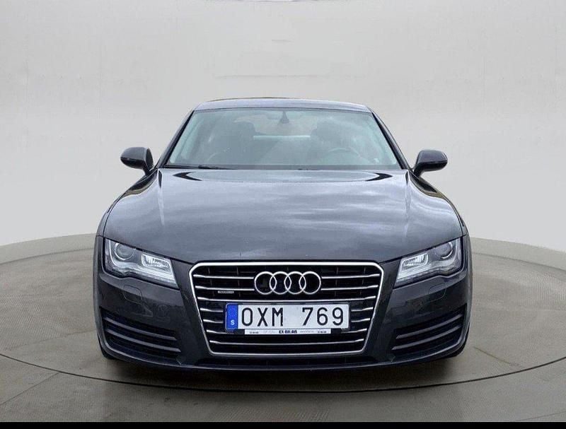 Grå Begagnad 2011 Audi A7 Comfort Halvkombi | 159 000 kr (Marknadspris) - Bild 1/4
