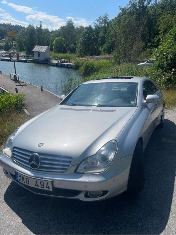 Silver Begagnad 2006 Mercedes CLS350 Sportkupé | 99 000 kr (Marknadspris) - Bild 1/4