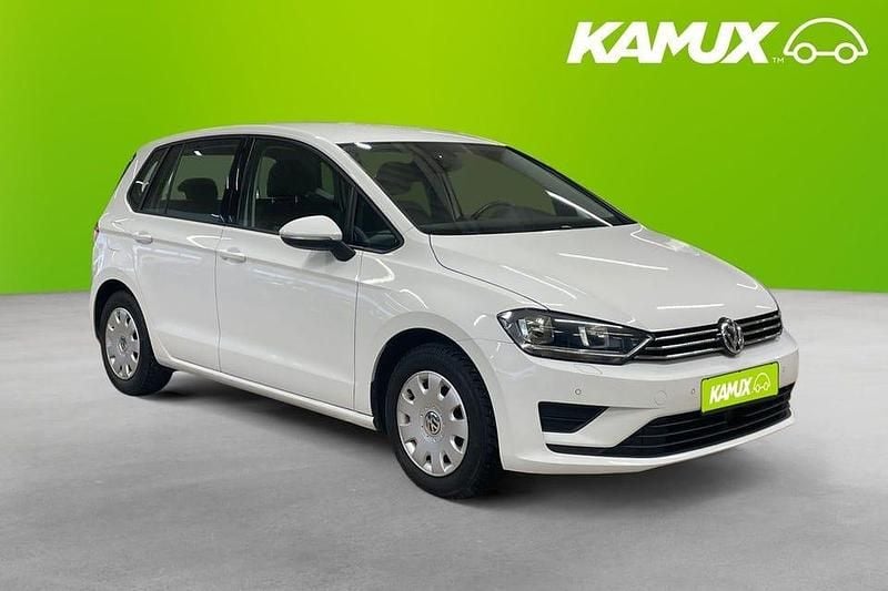 Begagnad VW Golf VII 110 HK (80 kW) 2017 Vit Halvkombi