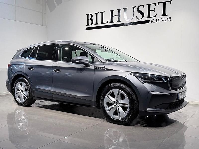 Begagnad Skoda Enyaq iV 150 kW (204 HK) 2022 Grå SUV