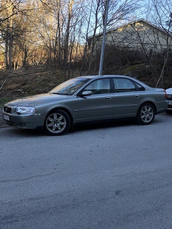 Grön Begagnad 2006 Volvo S80 Sedan | 29 500 kr (Superpris) - Bild 1/4