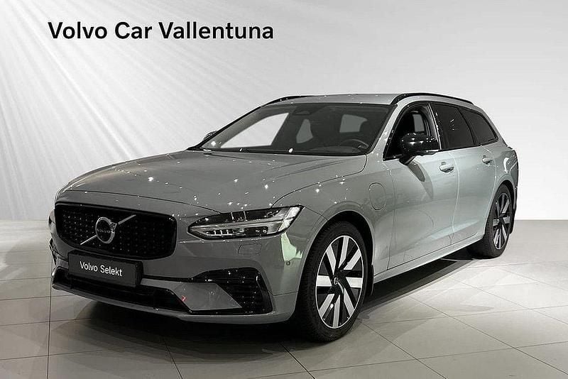 Grå Begagnad 2024 Volvo V90 Plus Kombi | 469 900 kr (Bra pris) - Bild 1/3