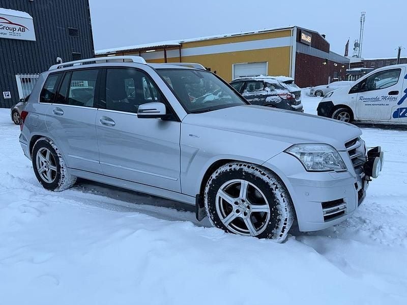 Begagnad Mercedes GLK220 170 HK (125 kW) 2012 Silver SUV