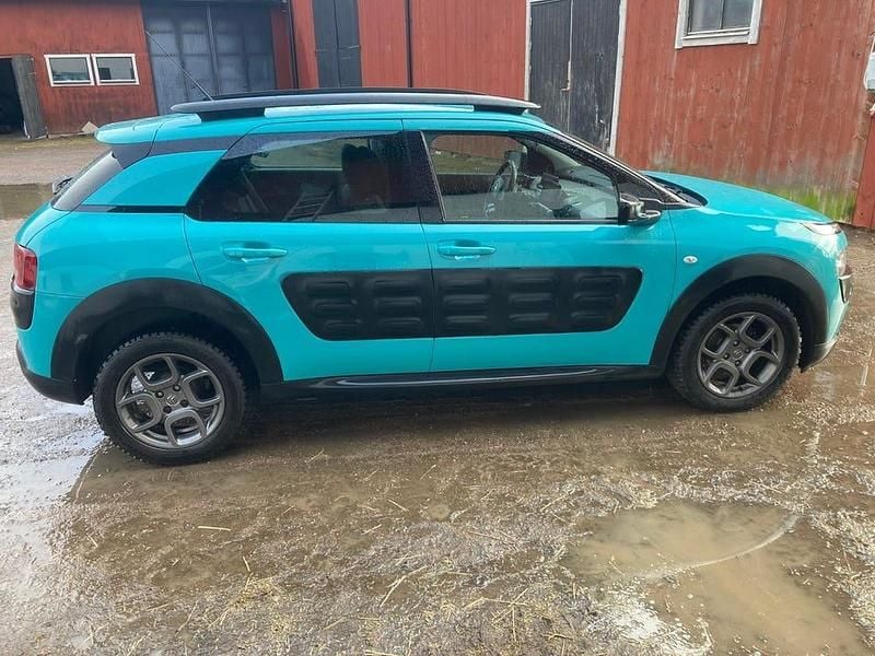 Begagnad Citroën C4 Cactus 92 HK (67 kW) 2015 Halvkombi