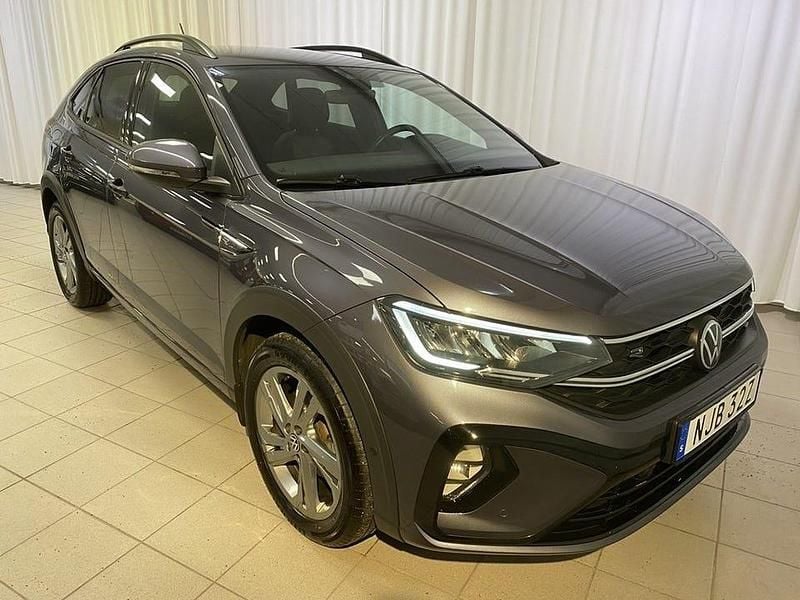 Smokey grey metallic Begagnad 2023 VW Taigo SUV | 242 000 kr (Marknadspris) - Bild 1/4