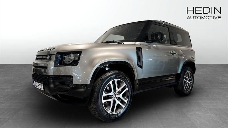 Begagnad Land Rover Defender SE Dynamic 301 HK (221 kW) 2024 Grå (grey) SUV