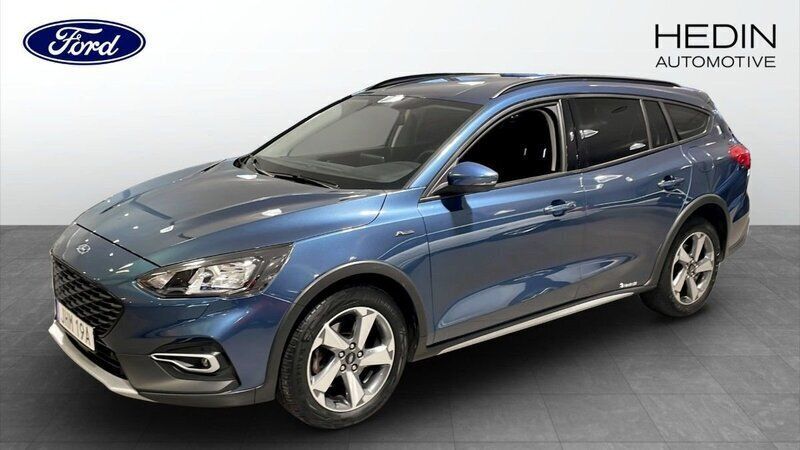 Blå (blue) Begagnad 2021 Ford Focus Active Kombi | 189 900 kr (Marknadspris) - Bild 1/4
