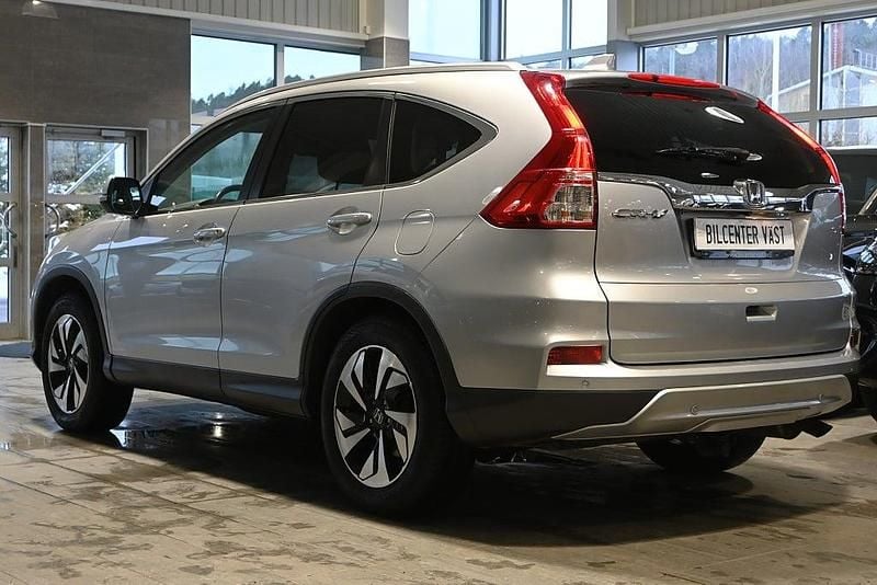 Begagnad Honda CR-V Lifestyle 160 HK (117 kW) 2015 Silver metallic SUV