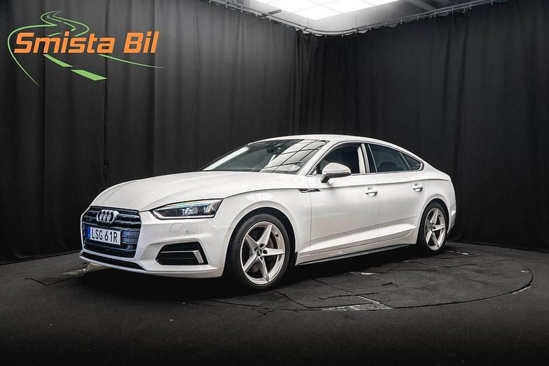 Vit Begagnad 2019 Audi A5 Sportback Comfort Halvkombi | 258 800 kr (Bra pris) - Bild 1/3