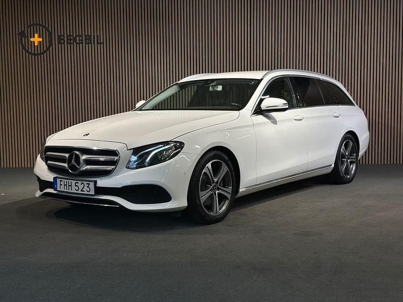 Vit Begagnad 2018 Mercedes E200 Kombi | 227 900 kr (Marknadspris) - Bild 1/4