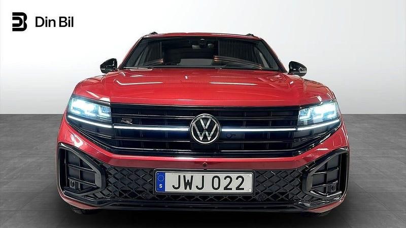 Begagnad VW Touareg R-line 286 HK (210 kW) 2023 Röd SUV