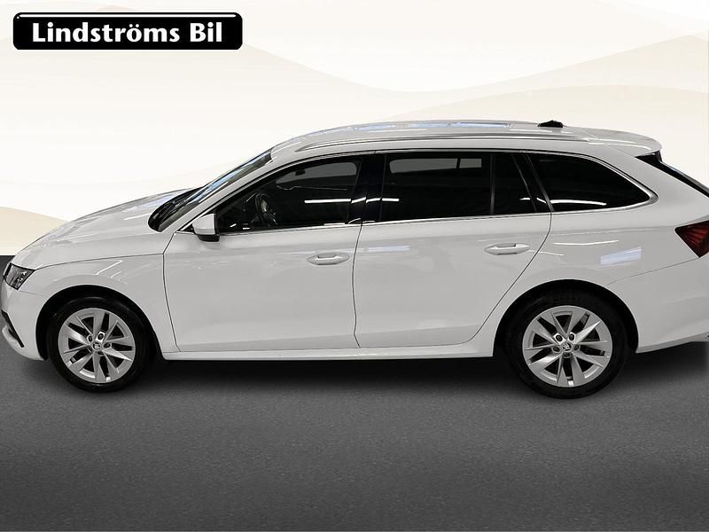 Begagnad Skoda Octavia 112 HK (82 kW) 2022 Vit Kombi