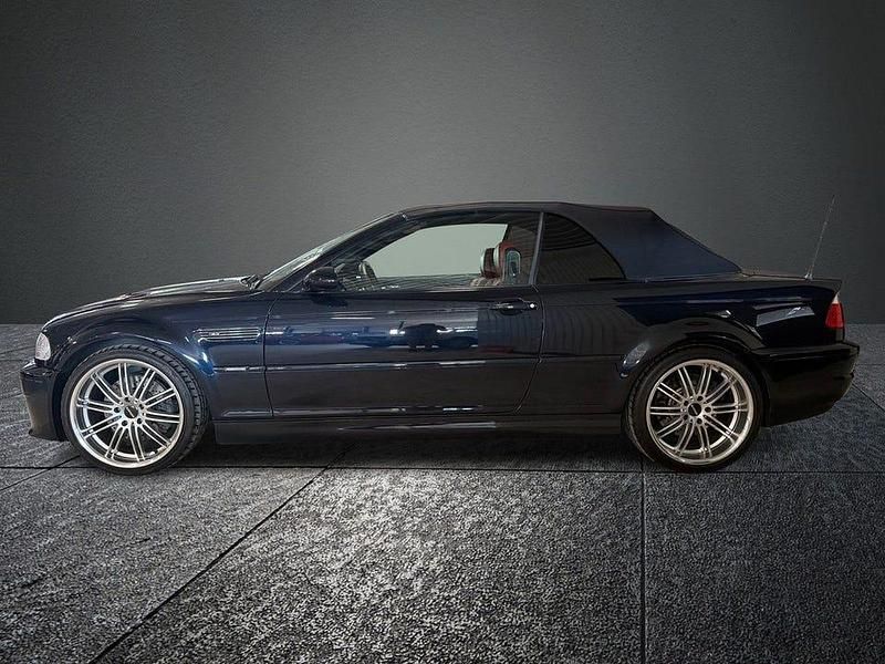 Begagnad BMW M3 M Sport 343 HK (252 kW) 2003 Svart Cab