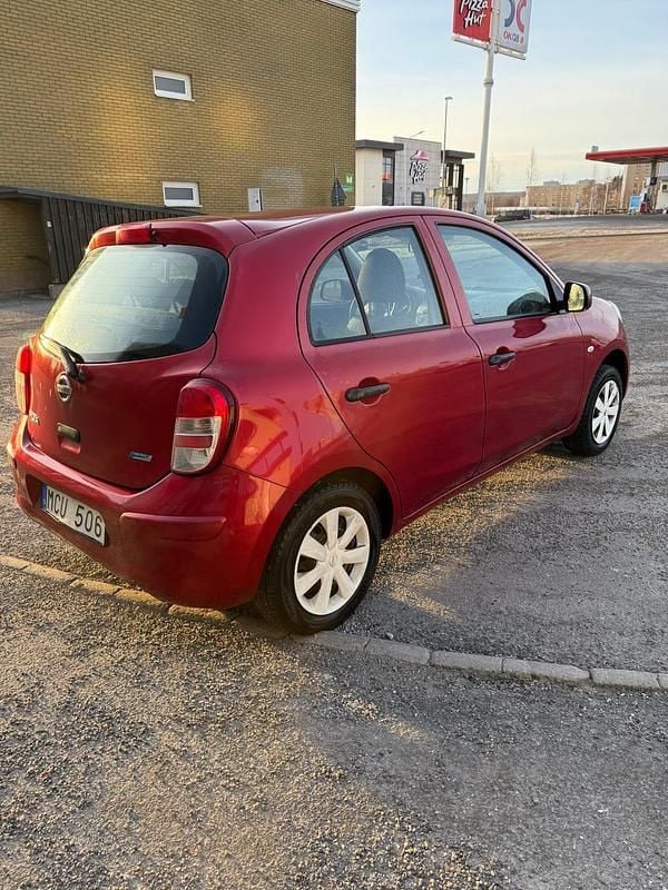 Begagnad Nissan Micra 80 HK (58 kW) 2011 Går väldigt fint i motor och låda Halvkombi