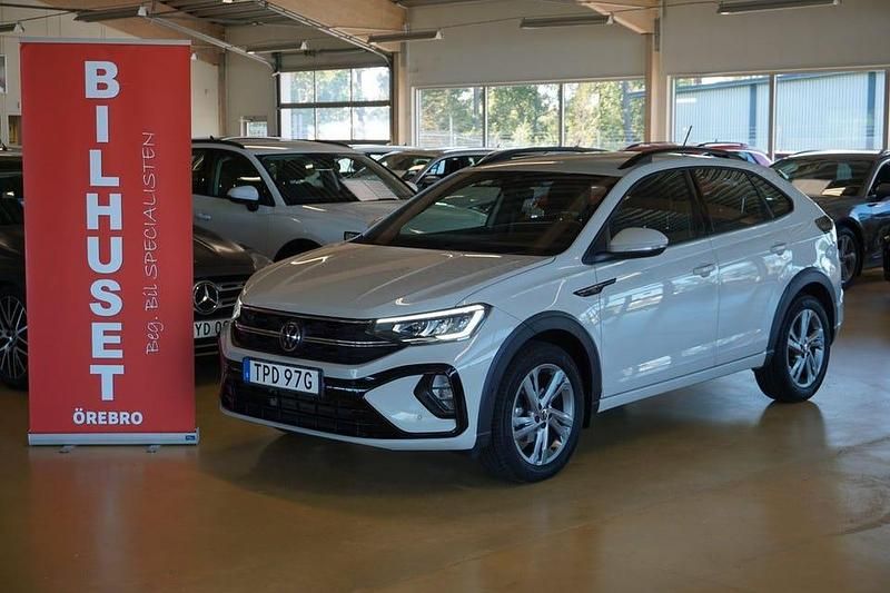 Grå Begagnad 2022 VW Taigo R-line SUV | 255 000 kr (Marknadspris) - Bild 1/4