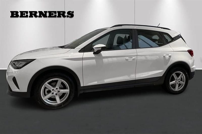 Begagnad Seat Arona 112 HK (82 kW) 2022 Vit SUV