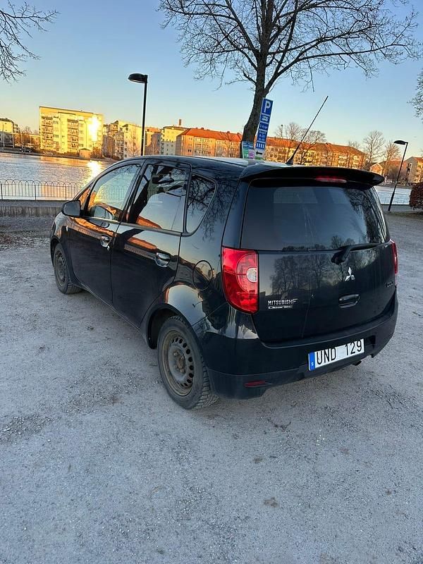 Begagnad 2010 Mitsubishi Colt Halvkombi | 28 500 kr (Marknadspris) - Bild 1/4