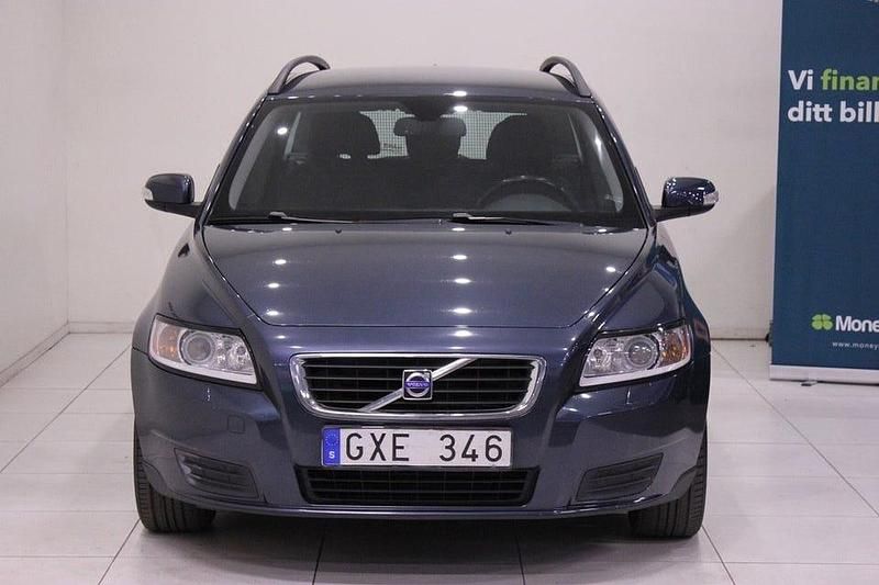 Begagnad Volvo V50 Kinetic 136 HK (100 kW) 2008 Blå Kombi