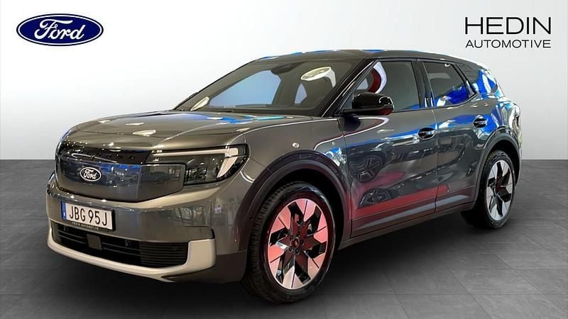 Grå (grey) Ny 2025 Ford Explorer Premium SUV | 629 000 kr (Lite dyr) - Bild 1/4