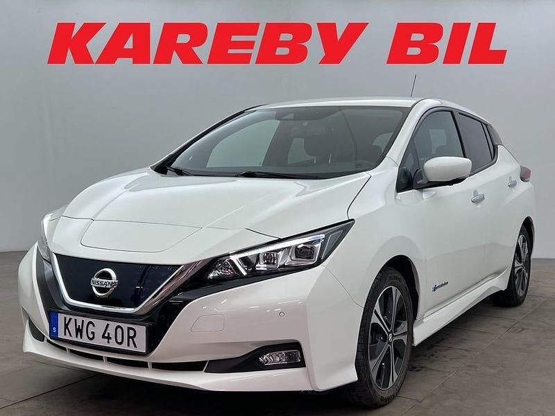 Begagnad Nissan Leaf 360º 110 kW (150 HK) 2019 Vit Halvkombi