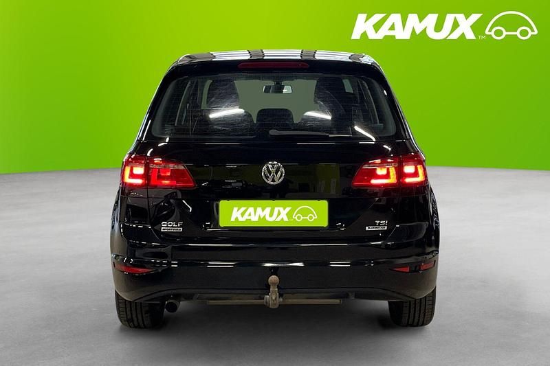 Begagnad VW Golf VII 110 HK (80 kW) 2016 Svart Halvkombi