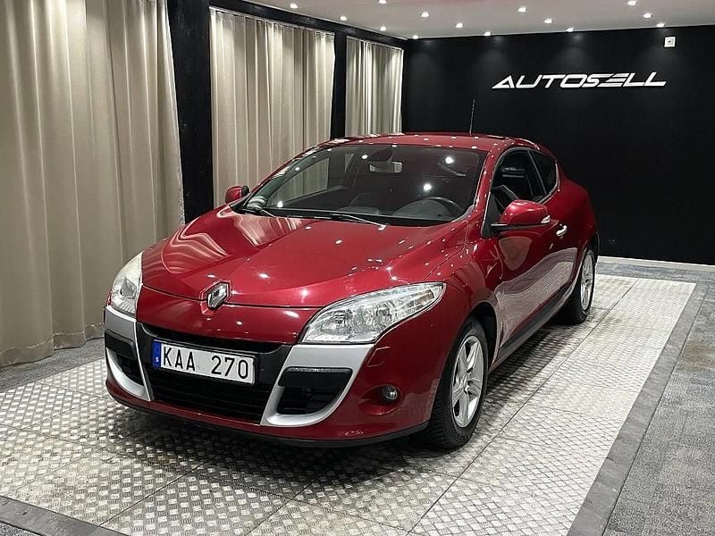 Begagnad Renault Mégane III 110 HK (80 kW) 2009 Röd Sportkupé