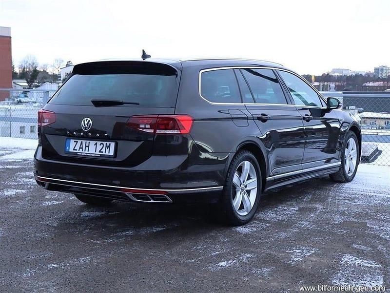 Begagnad VW Passat S 150 HK (110 kW) 2020 Brun samma som bilen Kombi