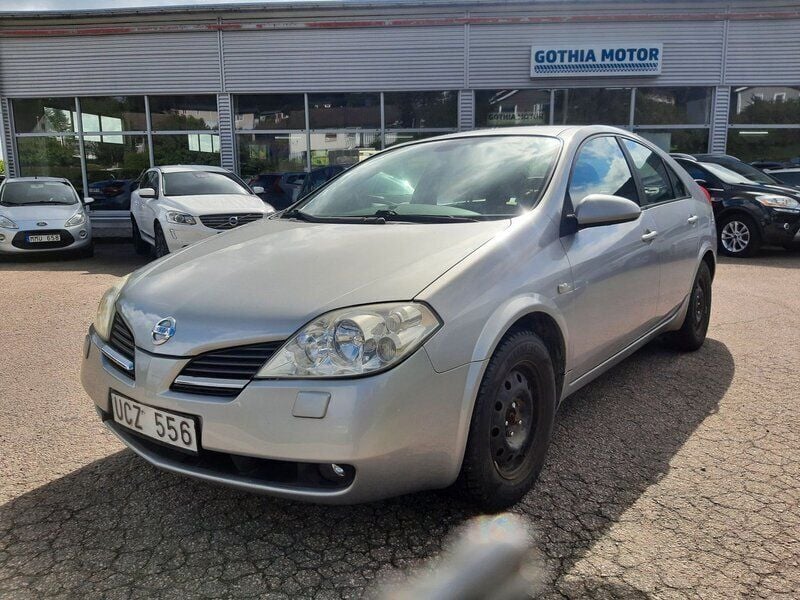Silver Begagnad 2003 Nissan Primera Halvkombi | 14 900 kr (Marknadspris) - Bild 1/4