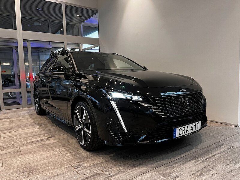 Ny 2024 Peugeot e-308 GT Halvkombi | 579 900 kr - Bild 1/4