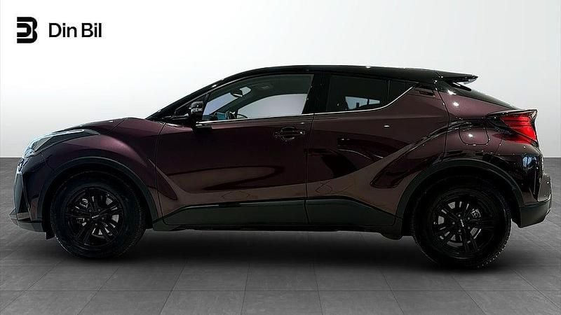 Begagnad Toyota C-HR 98 HK (72 kW) 2022 Lila metallic SUV