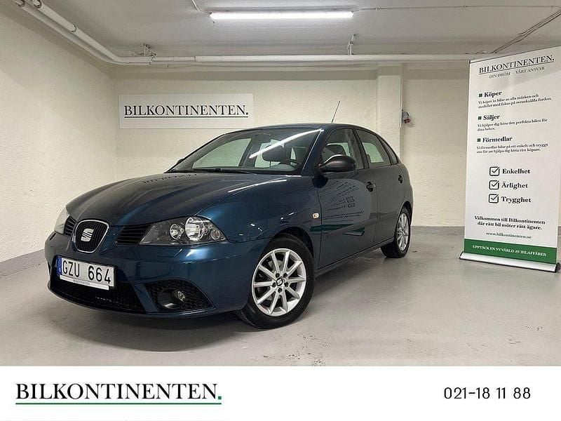 Blå Begagnad 2008 Seat Ibiza Halvkombi | 56 800 kr (Marknadspris) - Bild 1/4