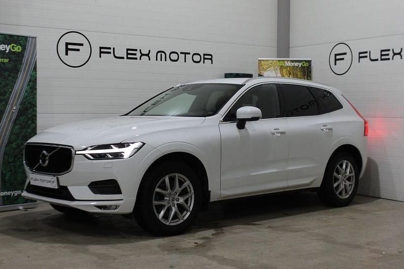Begagnad Volvo XC60 Momentum 190 HK (139 kW) 2020 Vit SUV