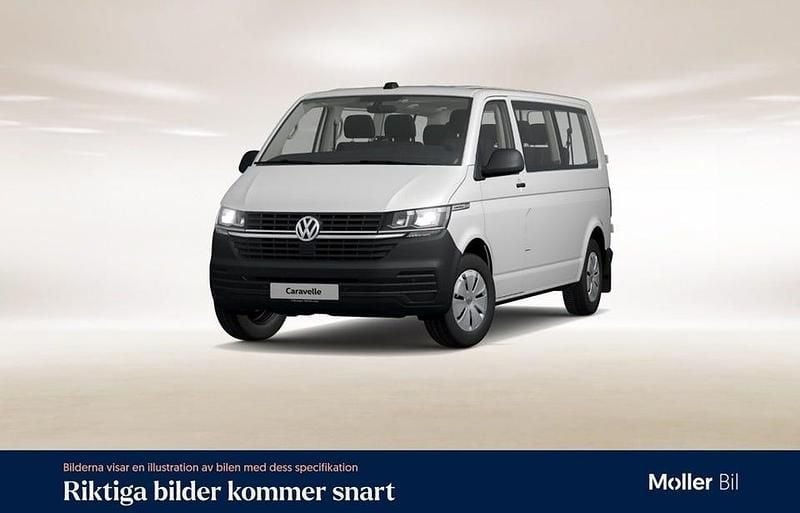 Candyvit Begagnad 2023 VW Caravelle Minibuss | 398 900 kr (Superpris) - Bild 1/4