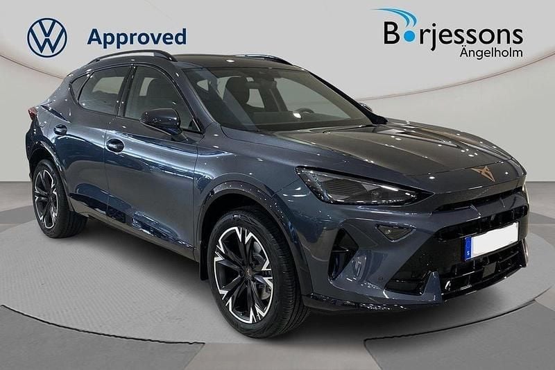 Mörkgrå (grå) Ny 2025 Cupra Formentor SUV | 359 900 kr (Bra pris) - Bild 1/4