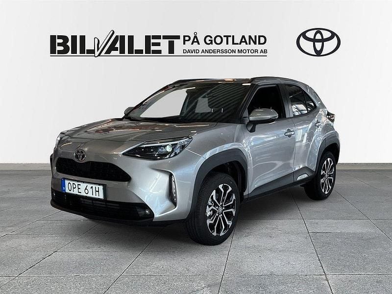Silver Ny 2025 Toyota Yaris Cross SUV | 343 800 kr - Bild 1/4