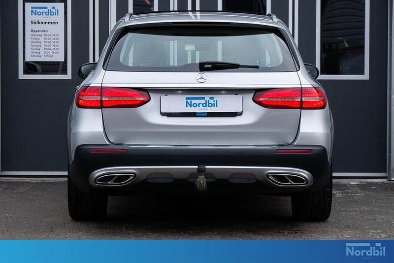 Begagnad Mercedes E220 All-Terrain 194 HK (142 kW) 2017 Silver Kombi