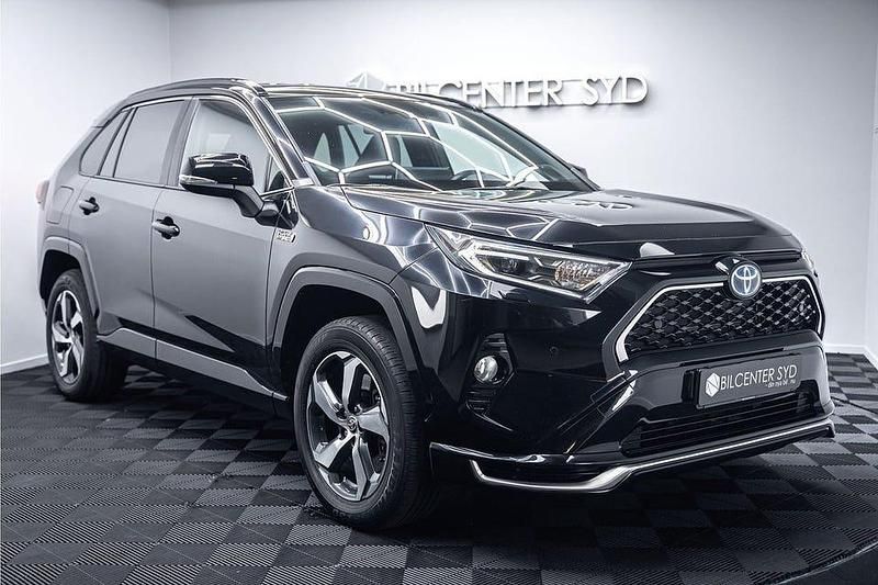 Begagnad Toyota RAV4 Edition 306 HK (225 kW) 2020 Svart SUV