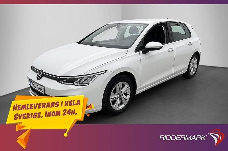 Vit Begagnad 2020 VW Golf VIII Halvkombi | 239 800 kr (Marknadspris) - Bild 1/3