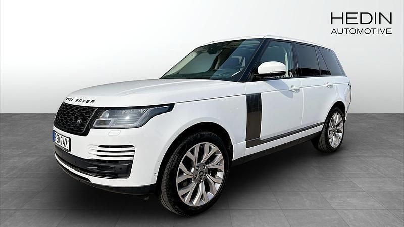 Vit (white) Begagnad 2021 Land Rover Range Rover Vogue SUV | 845 000 kr (Marknadspris) - Bild 1/4