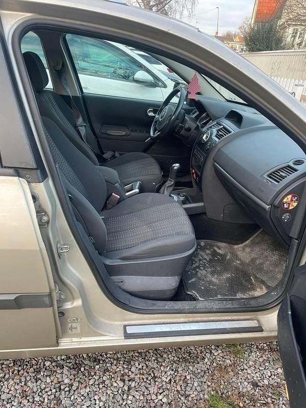 Begagnad Renault Mégane II 112 HK (82 kW) 2007