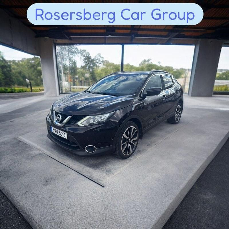 Lila Begagnad 2015 Nissan Qashqai 360º SUV | 109 875 kr (Marknadspris) - Bild 1/4