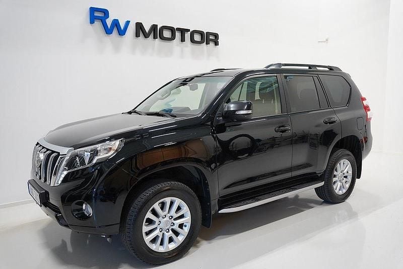 Svart Begagnad 2013 Toyota Land Cruiser SUV | 479 900 kr - Bild 1/4