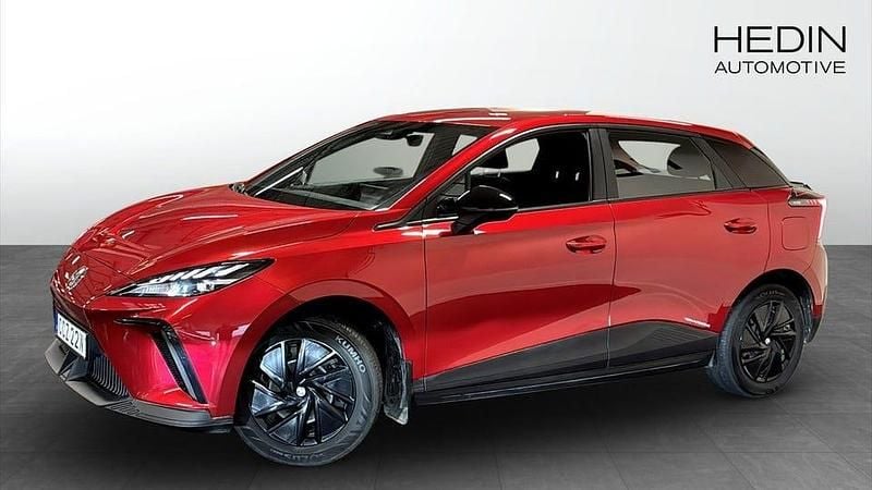 Röd Begagnad 2023 MG MG4 EV Halvkombi | 239 900 kr (Marknadspris) - Bild 1/4