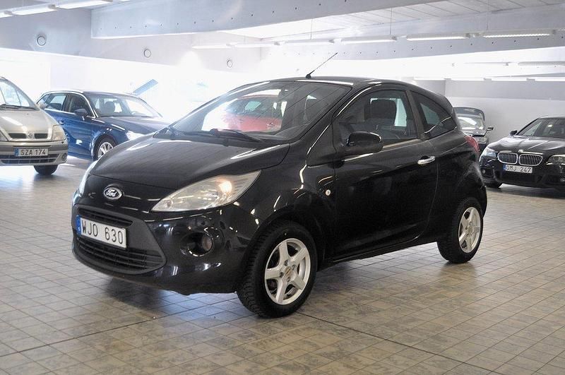 Svart Begagnad 2009 Ford Ka Titanium Halvkombi | 19 899 kr (Marknadspris) - Bild 1/4