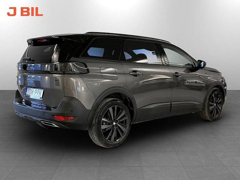 Begagnad Peugeot 5008 GT 131 HK (96 kW) 2024 Grå SUV