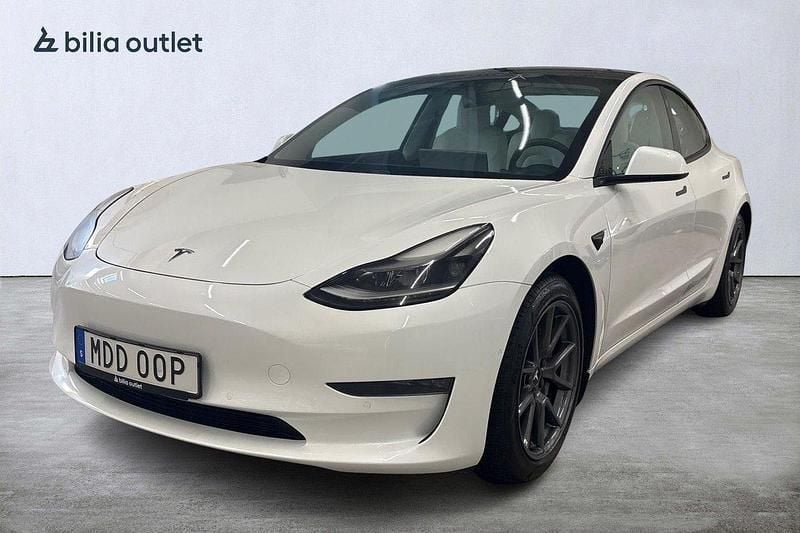 Vit Begagnad 2021 Tesla Model 3 Long Range Sedan | 269 900 kr (Bra pris) - Bild 1/3