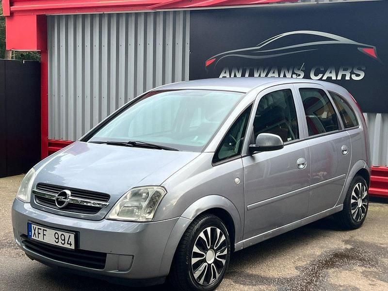 Grå Begagnad 2006 Opel Meriva Minibuss | 19 900 kr (Marknadspris) - Bild 1/4