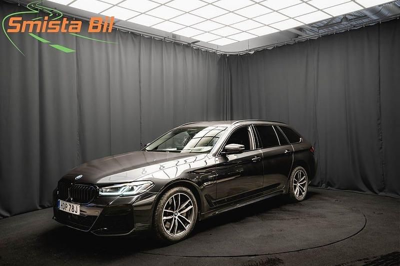 Begagnad BMW 530 M Sport 292 HK (214 kW) 2023 Grå