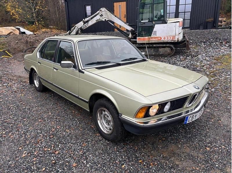 Begagnad 1980 BMW 728 Sedan | 149 999 kr - Bild 1/4