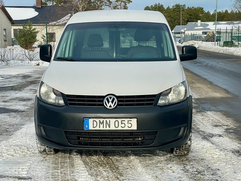 Begagnad VW Caddy 75 HK (55 kW) 2015 Minibuss